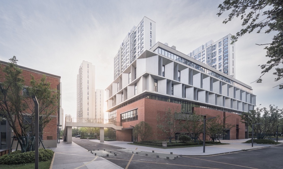 conservation and renovation of nanjing compressor factory youjiawa residential community center by seu arch uag