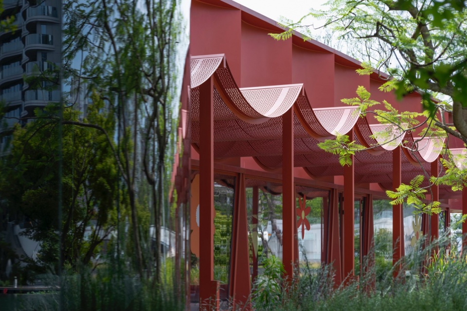Luxelakes Edenland by DL Atelier