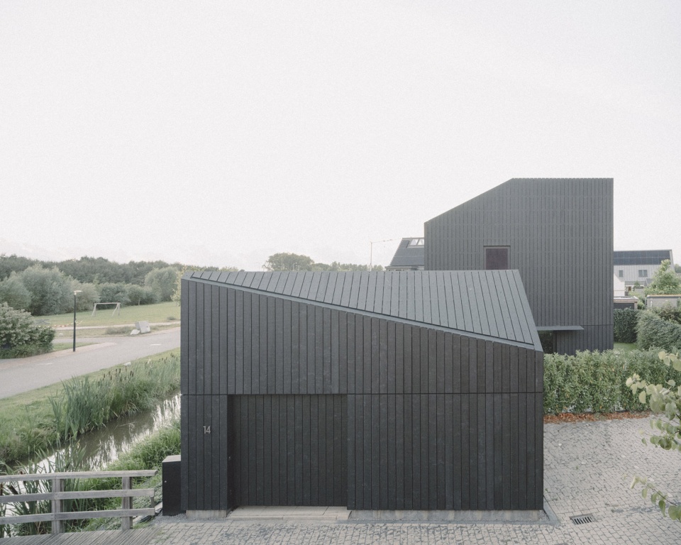 foxhole by studio vincent architecture
