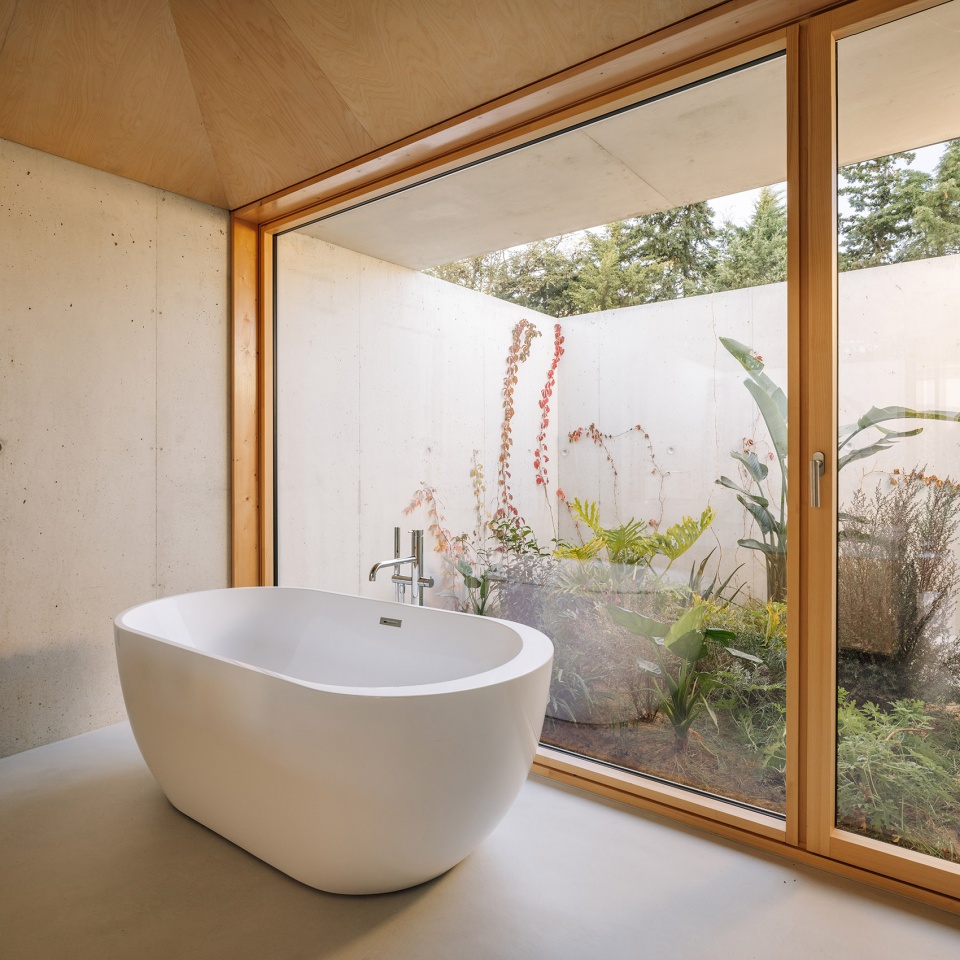house in serra do louro by joao completo cimbre
