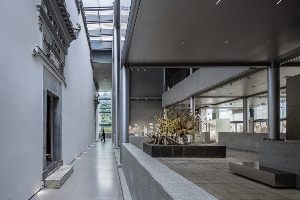 AVIVA DALI Consciousness Theatre by Reborn Design