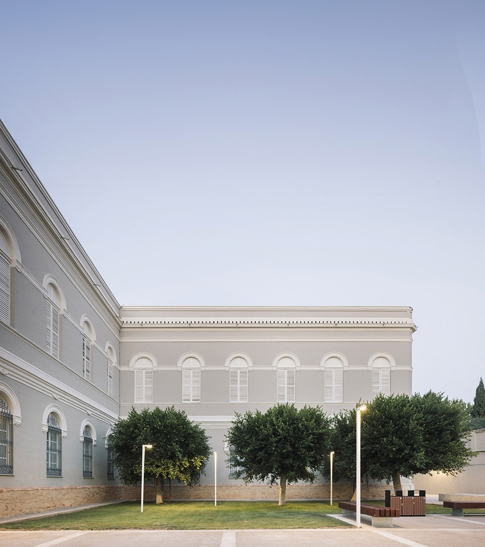 universidad europea turia campus by ramon esteve estudio