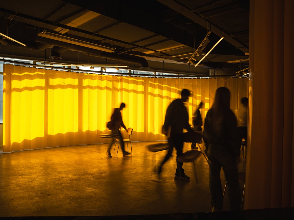 889glo art space by spactrum