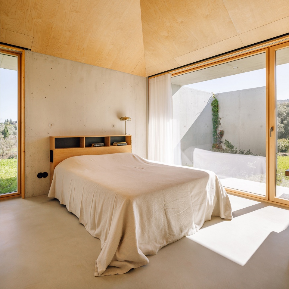 house in serra do louro by joao completo cimbre