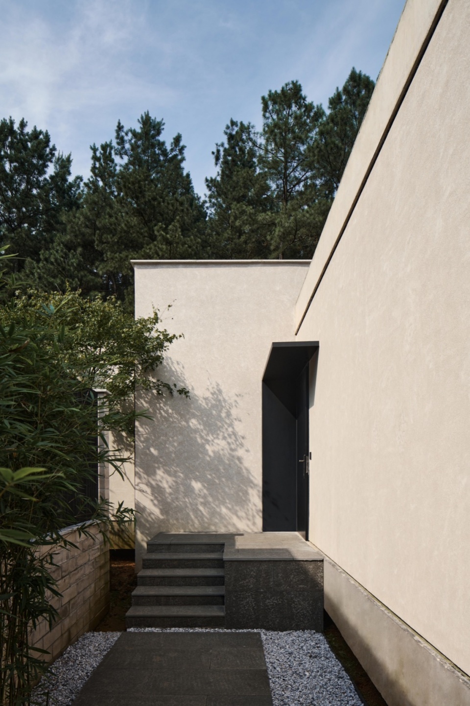 Anadu Pine Villa by STUDIO8 Architects