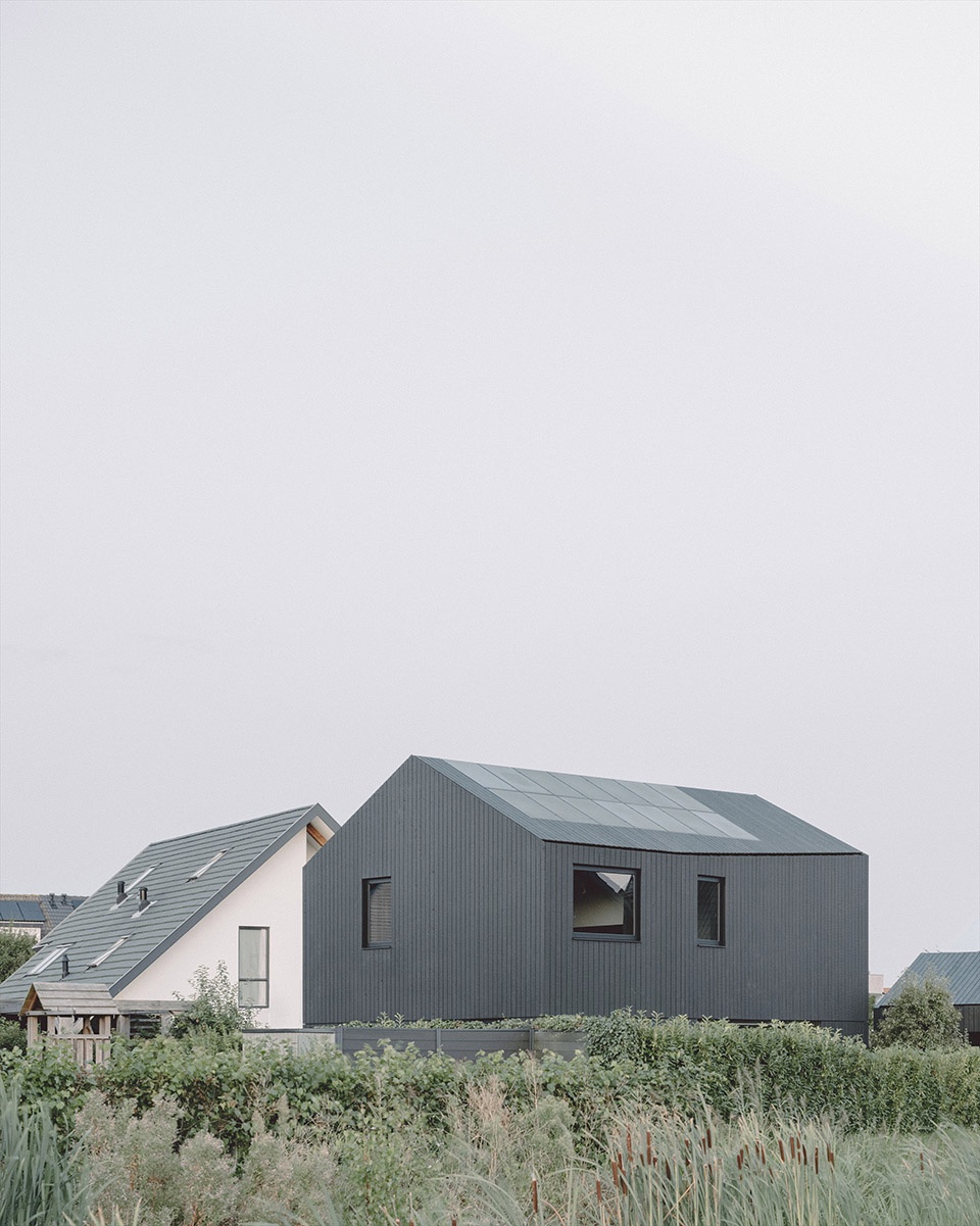 foxhole by studio vincent architecture