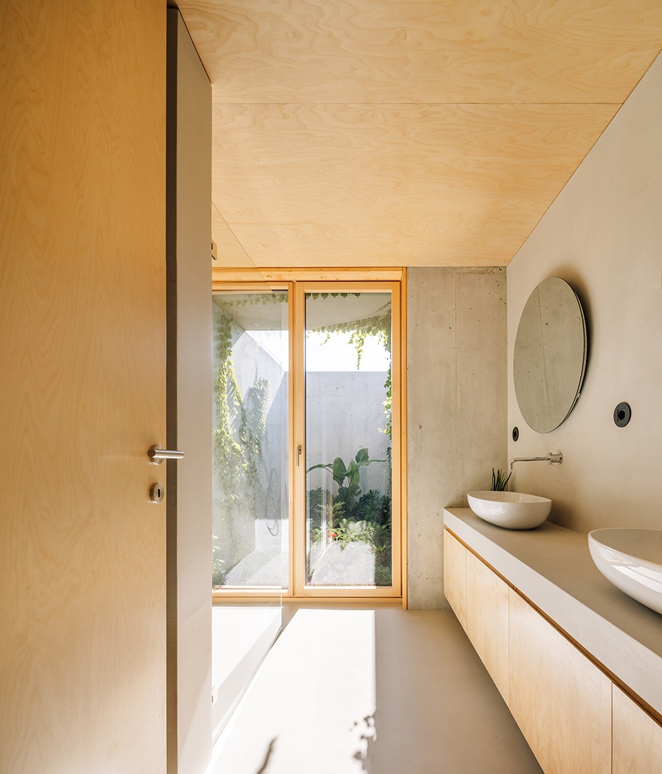 house in serra do louro by joao completo cimbre