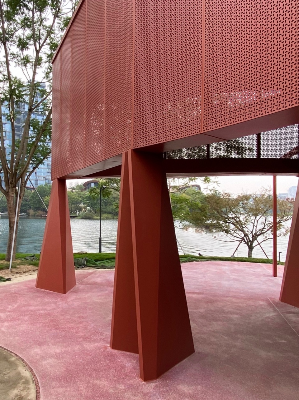 Luxelakes Edenland by DL Atelier