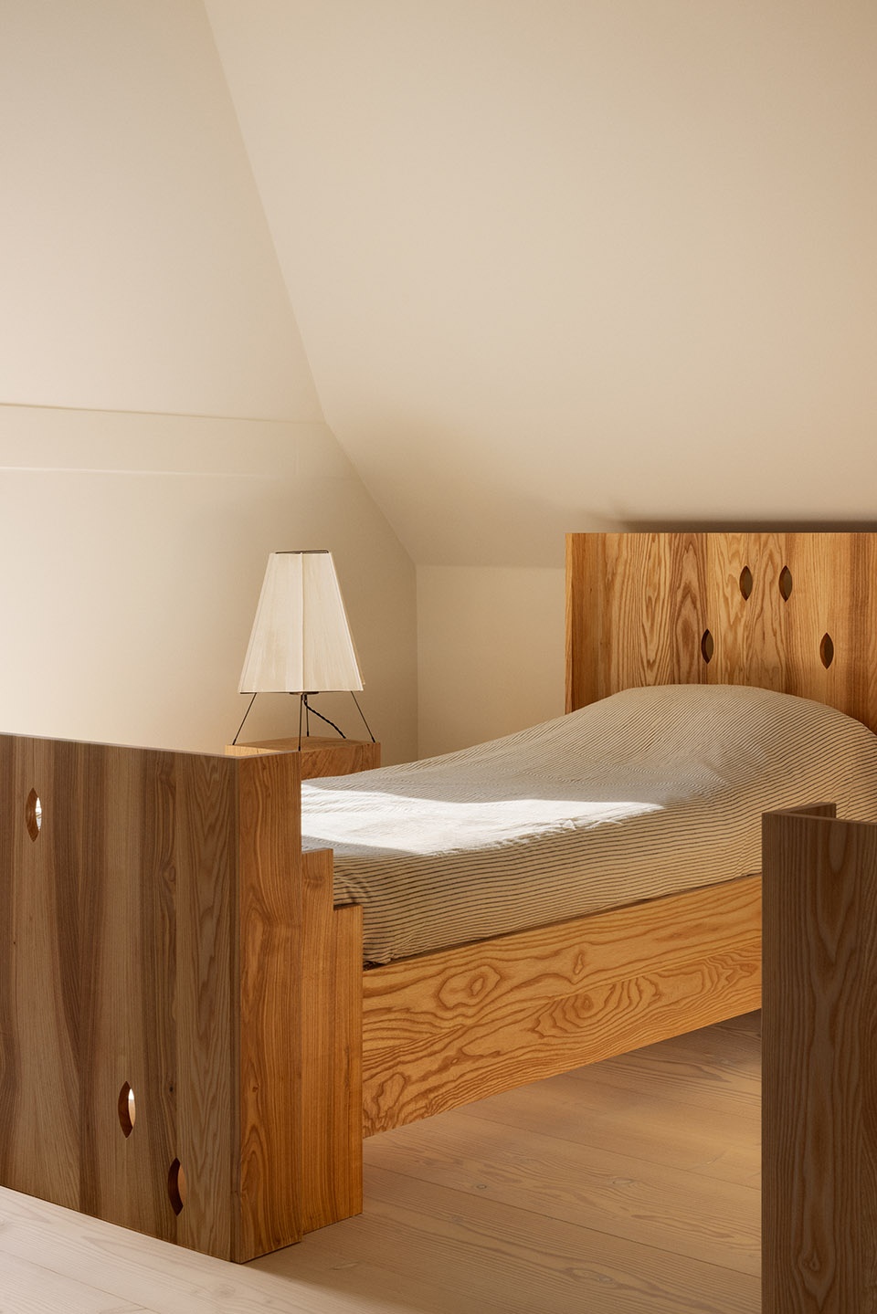 dinesen county house by mentze ottenstein