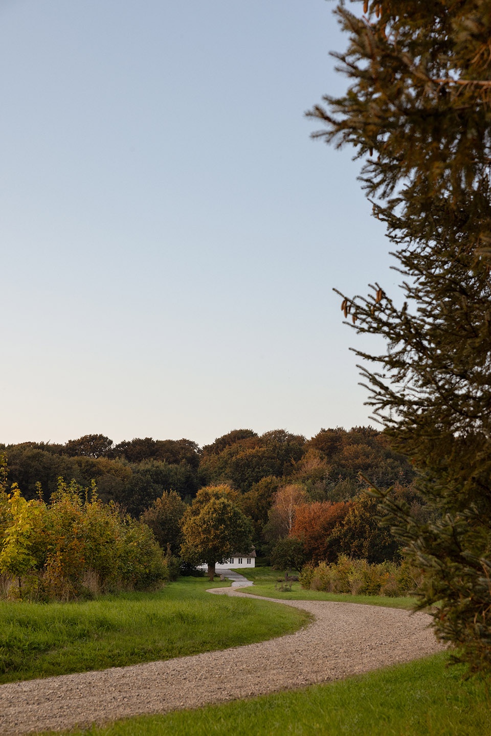 dinesen county house by mentze ottenstein