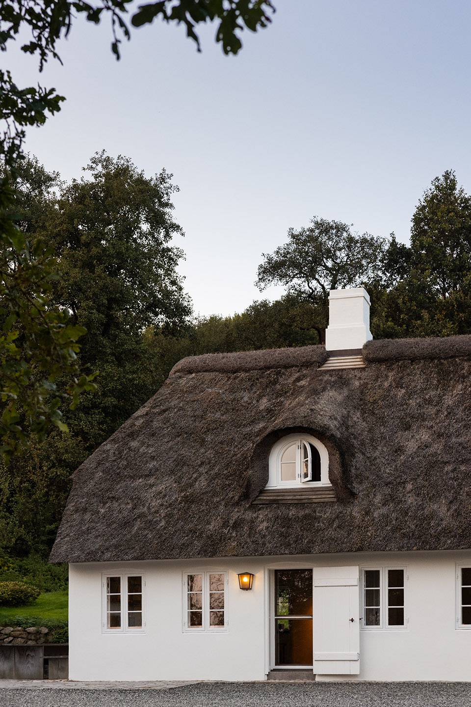 dinesen county house by mentze ottenstein