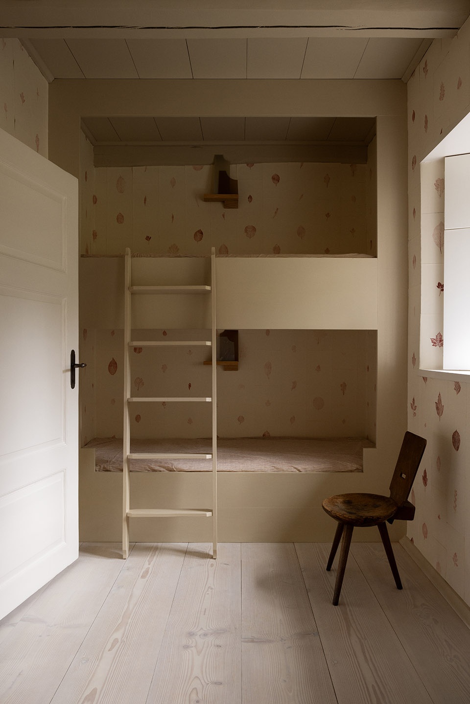 dinesen county house by mentze ottenstein