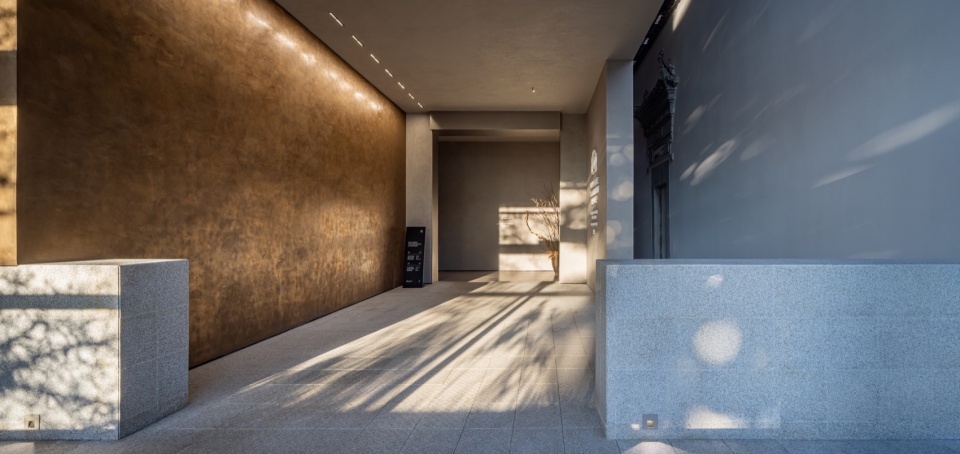 AVIVA DALI Consciousness Theatre by Reborn Design
