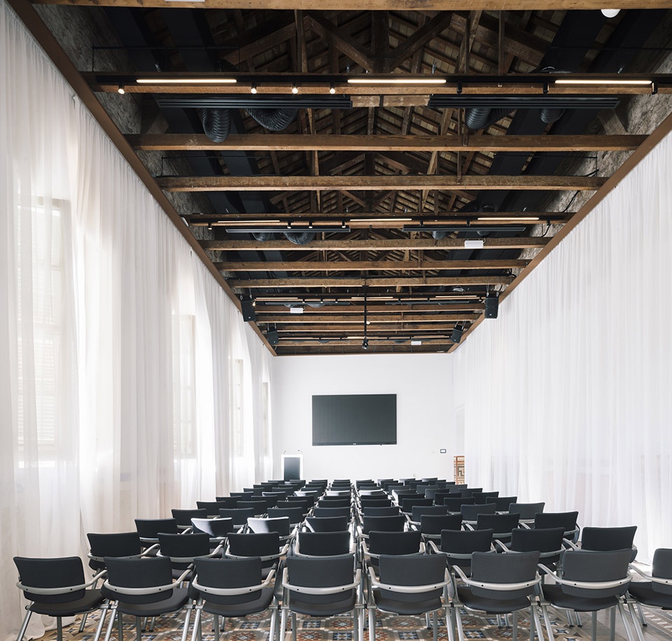 universidad europea turia campus by ramon esteve estudio