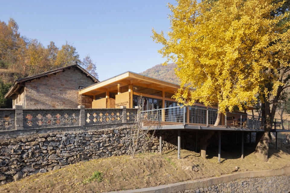 sui county hemei center by upa architects