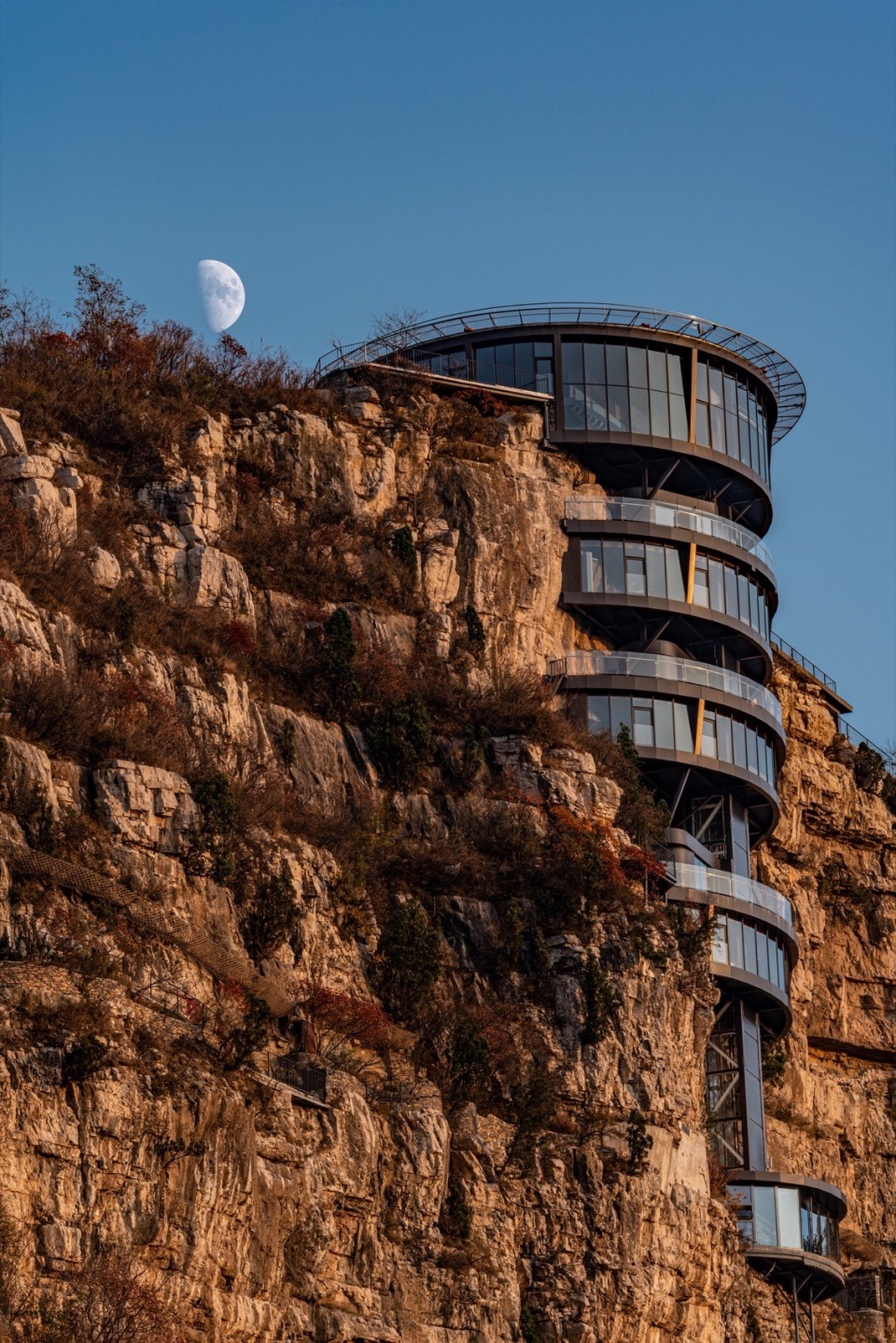 BRIGHT QI HOTELS RESORT by Ten on design