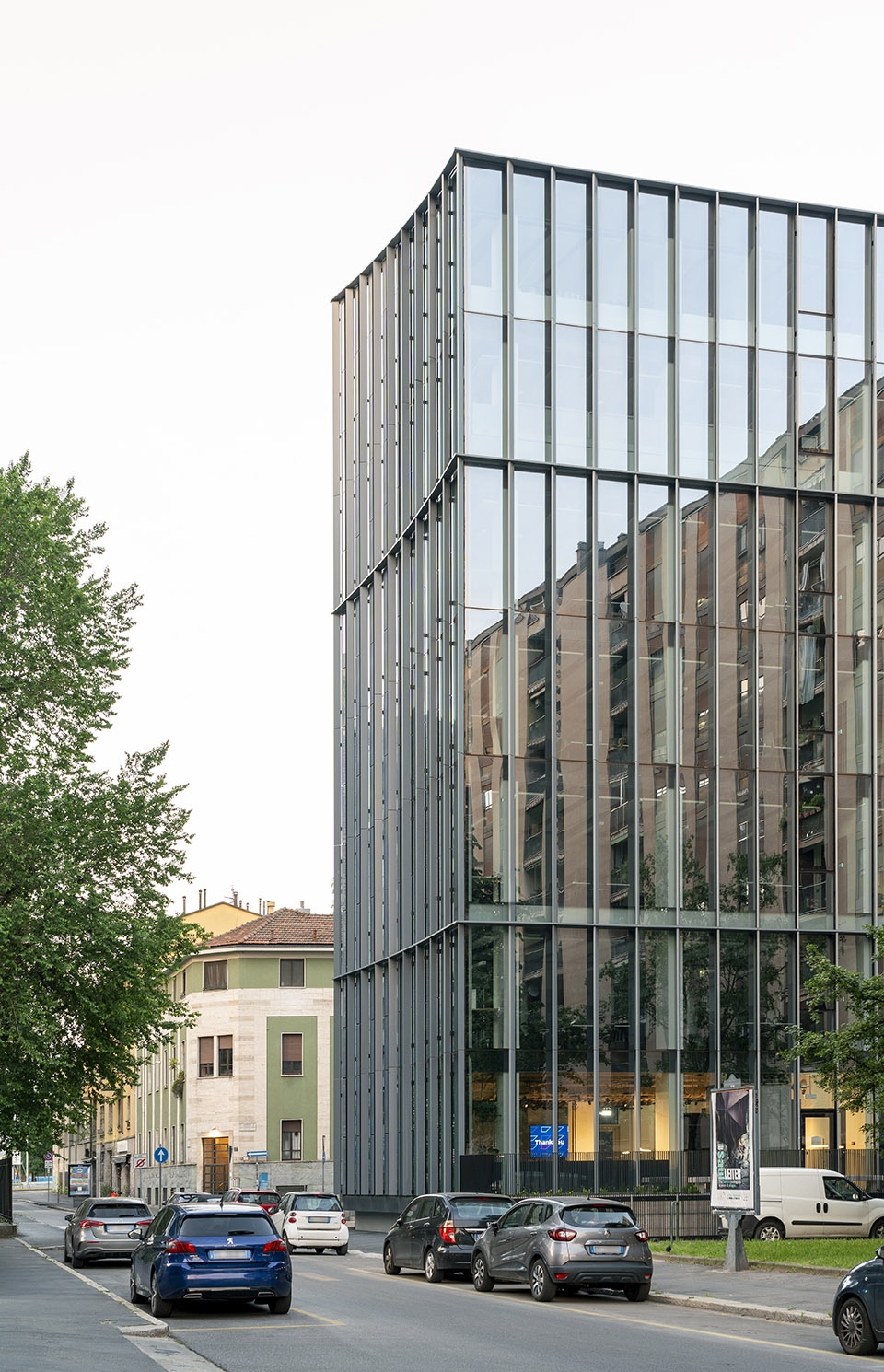 lybra office complex by park associati