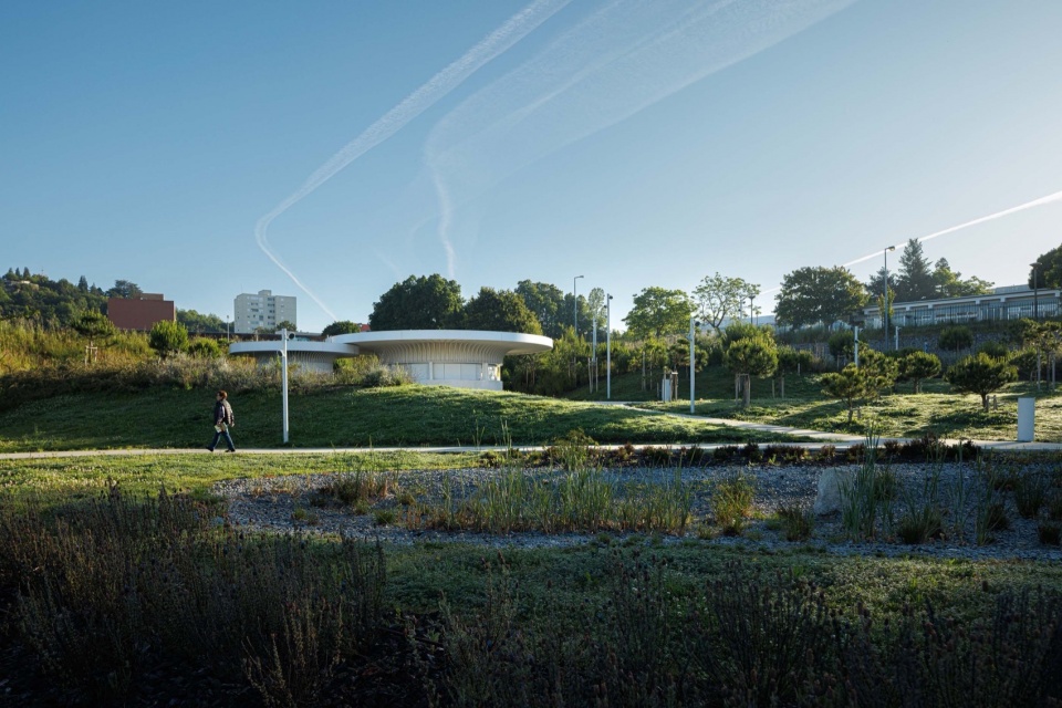 Parque Urbano Gondomar by PAULO MERLINI architects