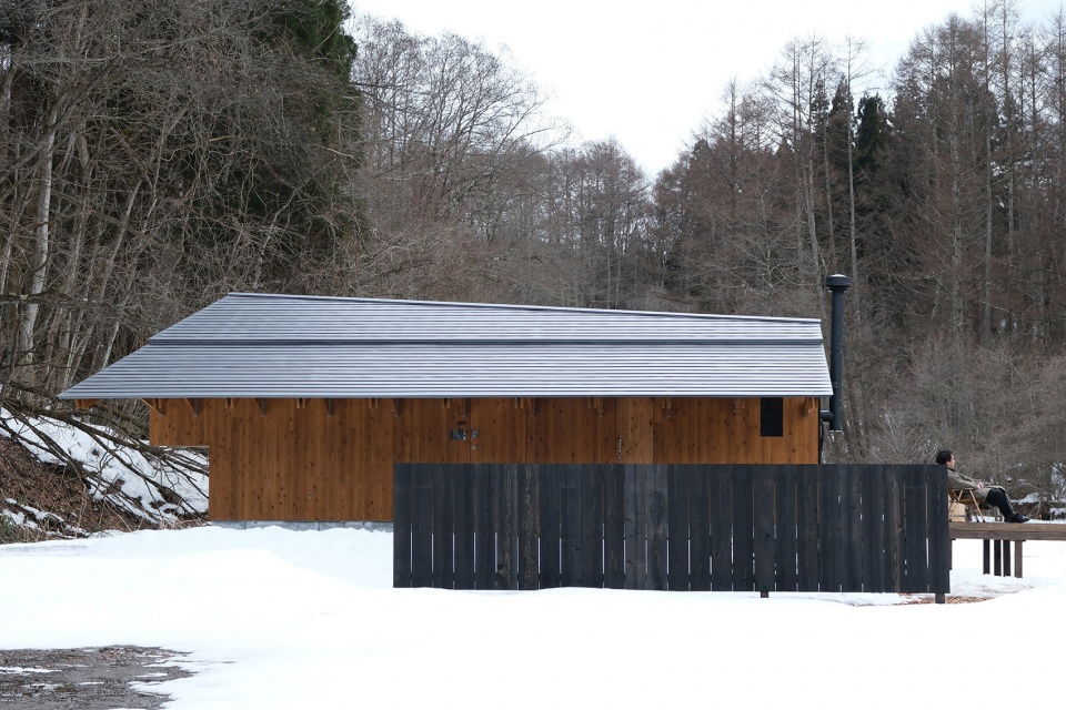 earthboat by pan projects