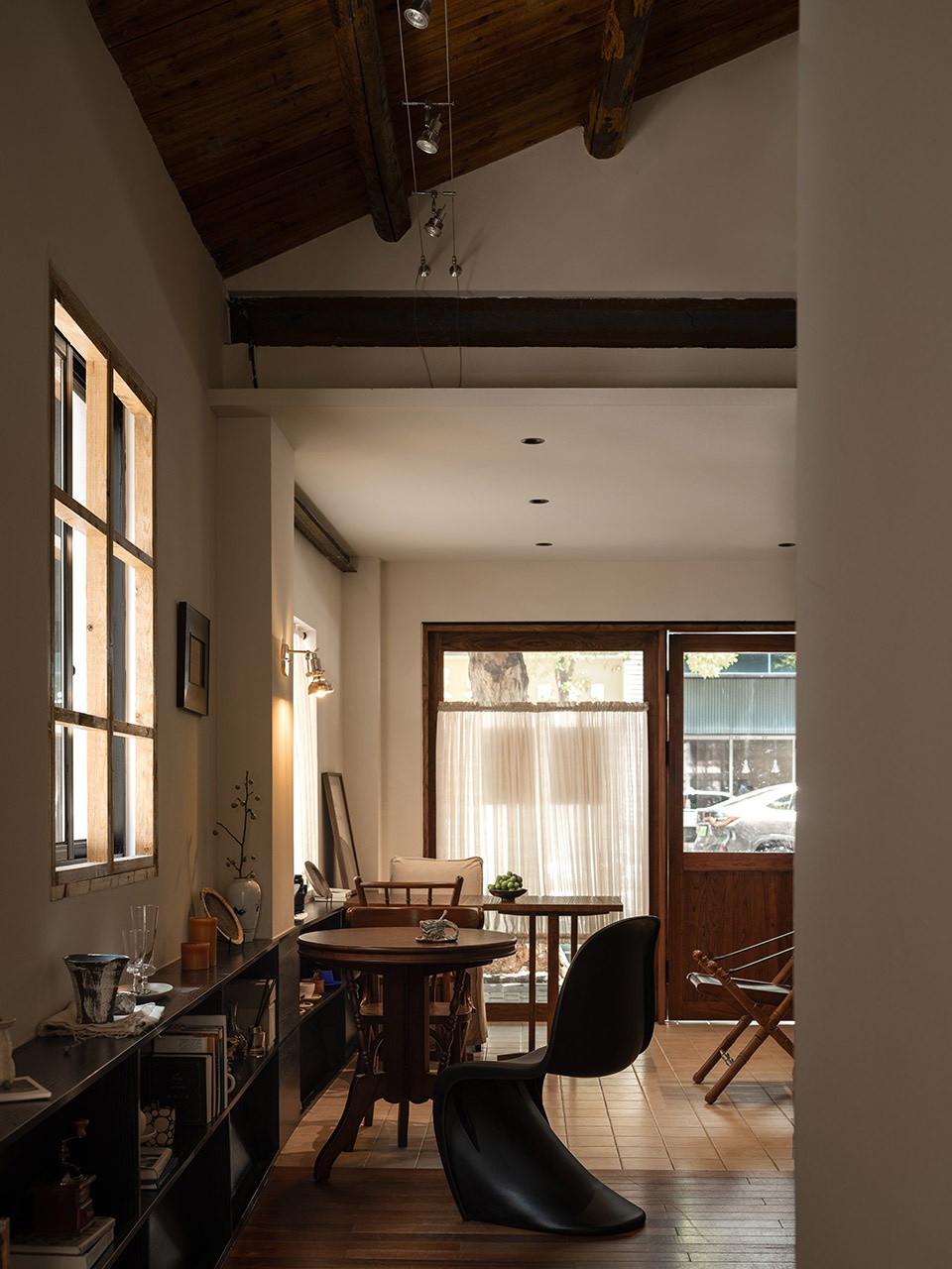 a new attempt to return to the street by endless design