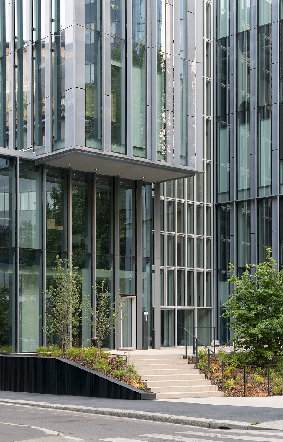 lybra office complex by park associati