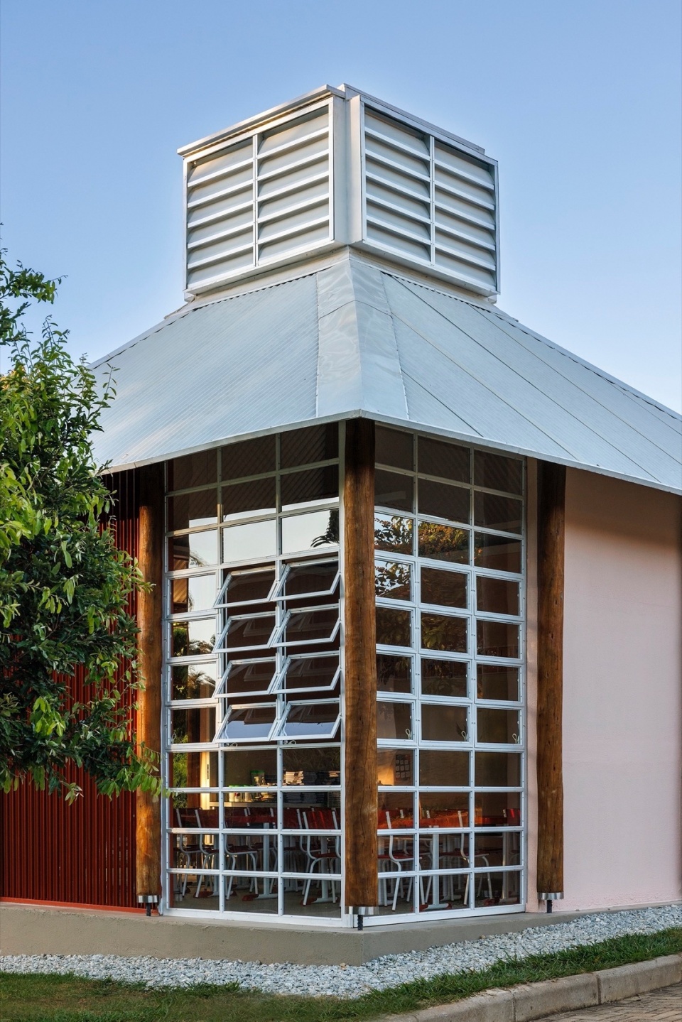 NINHO Joao de Barro Module by BIRI MACh arquitetos