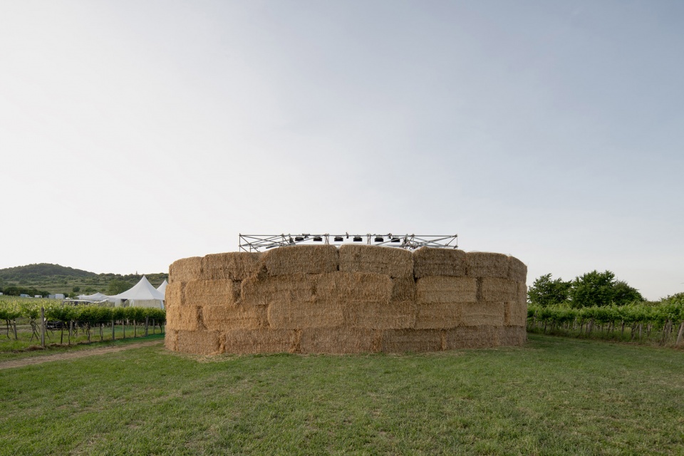 the zeny vino funk zvf festival by jakub kolarovic architects