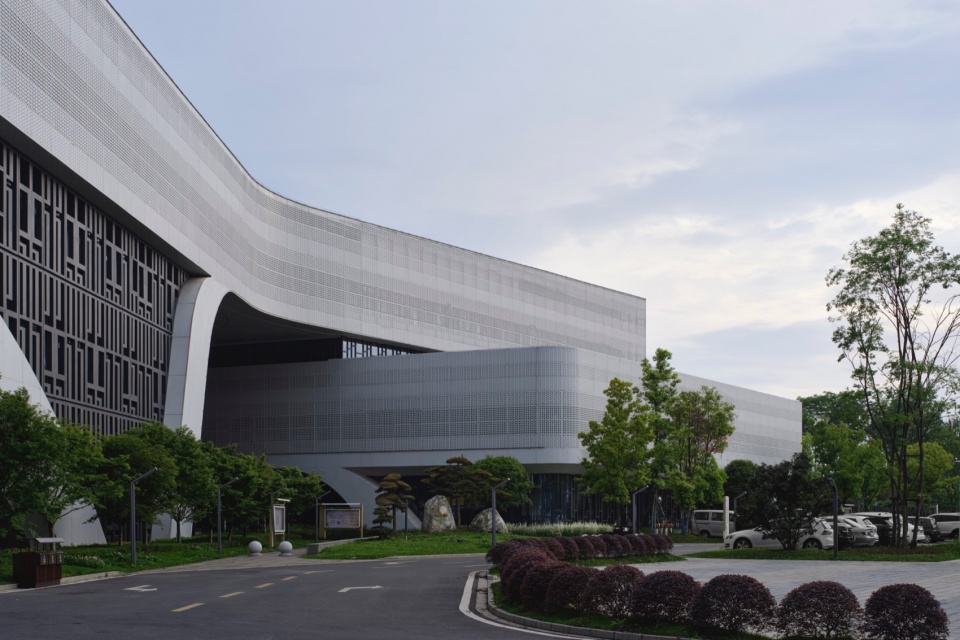 QIONALAI HOSPITAL OF TRADATIONAL MEDICINE