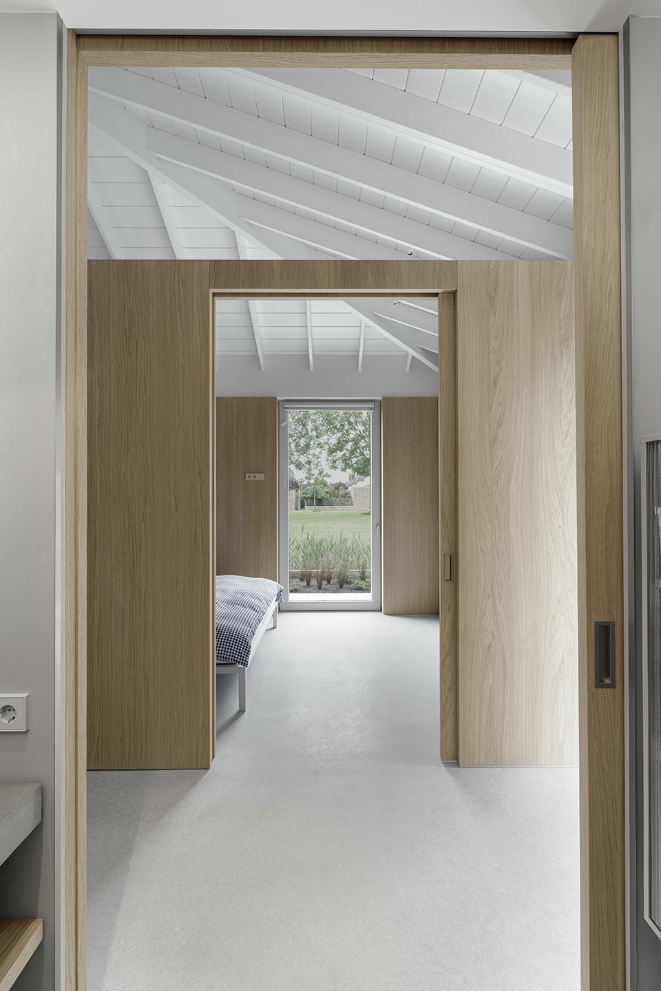 senior shelter by i29 architects
