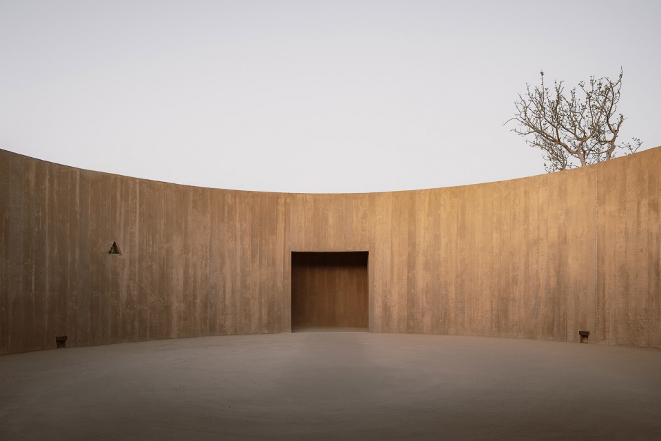 spiritual enclosure by ruben valdez