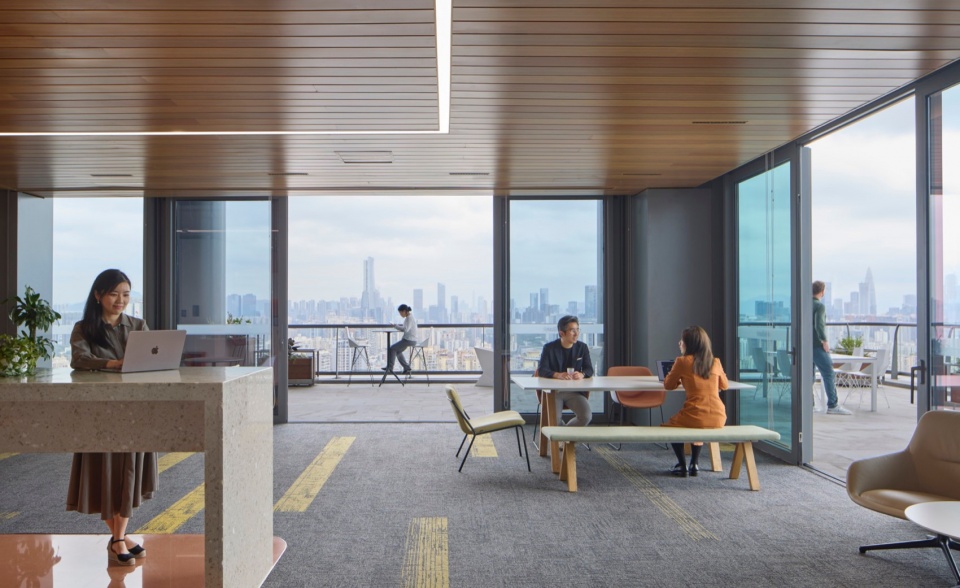 New Headquarters for WeBank by SOM