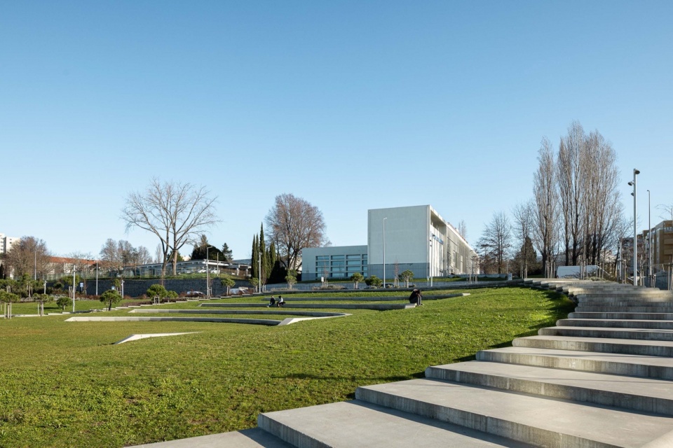 Parque Urbano Gondomar by PAULO MERLINI architects