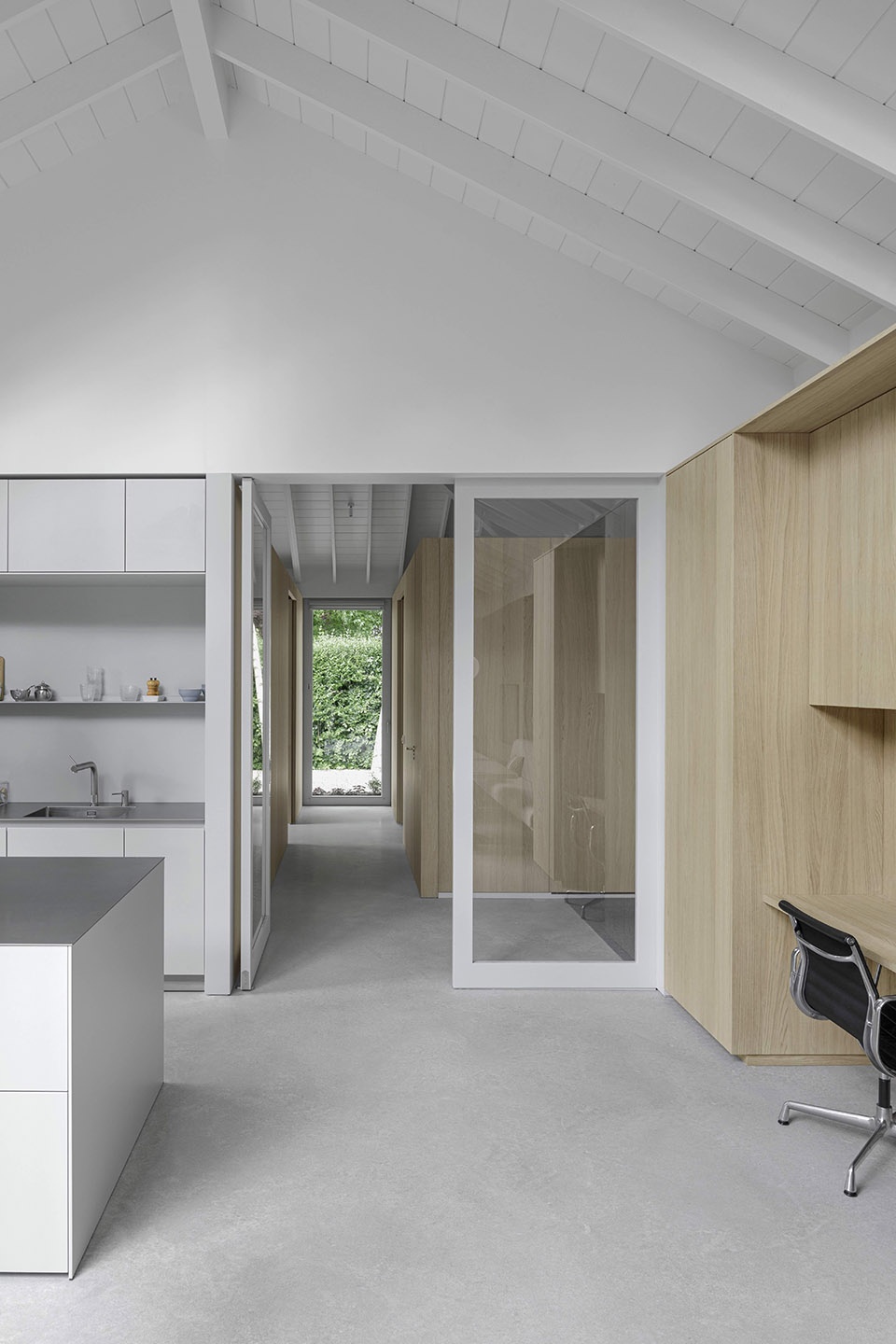 senior shelter by i29 architects
