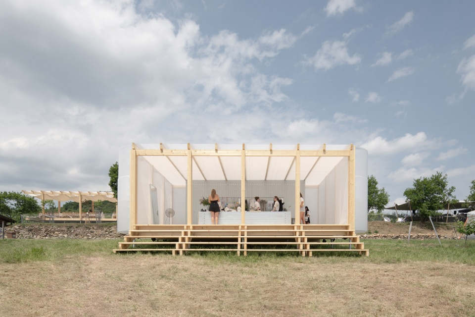 the zeny vino funk zvf festival by jakub kolarovic architects
