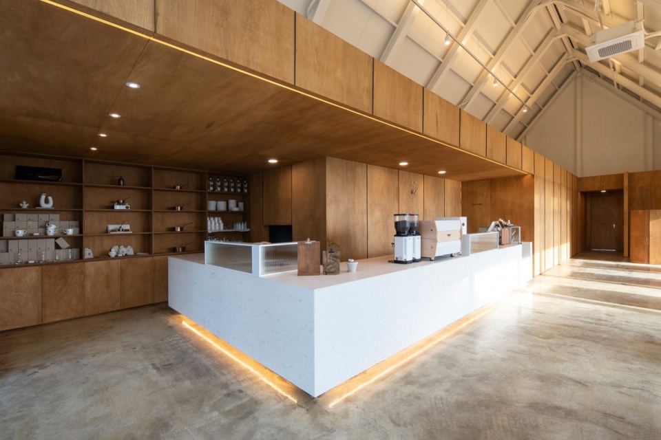 May Day Cafe SPACE DOT