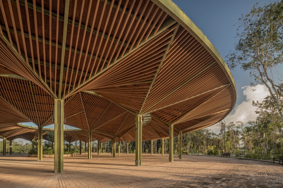 Parque Quintana Roo by AIDIA STUDIO