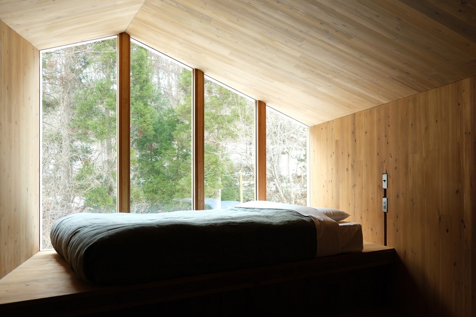 earthboat by pan projects