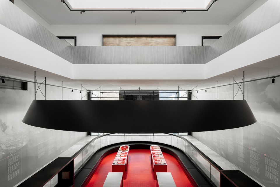loacker galaxy by modusarchitects