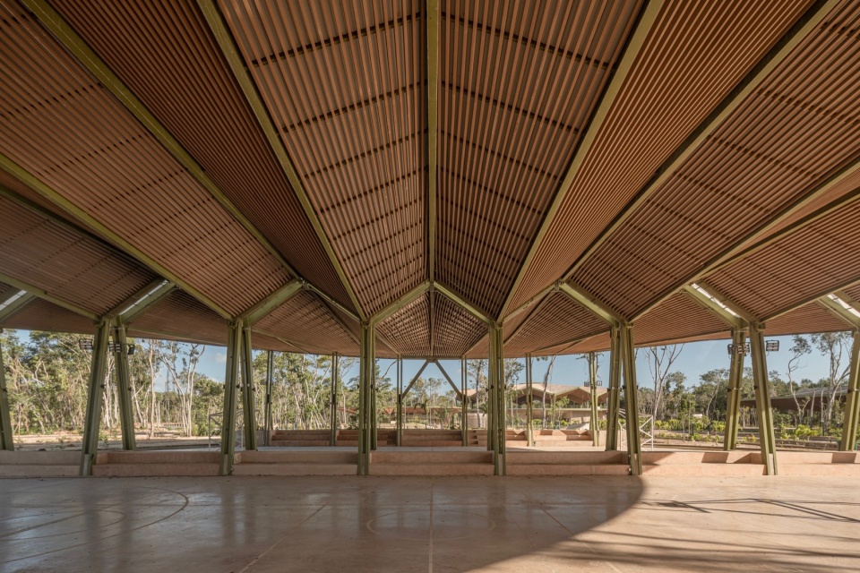 Parque Quintana Roo by AIDIA STUDIO