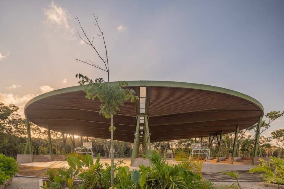 Parque Quintana Roo by AIDIA STUDIO