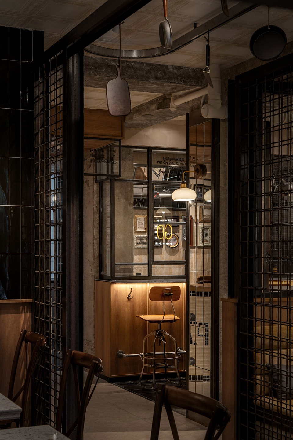 lees pizza by baicai design office