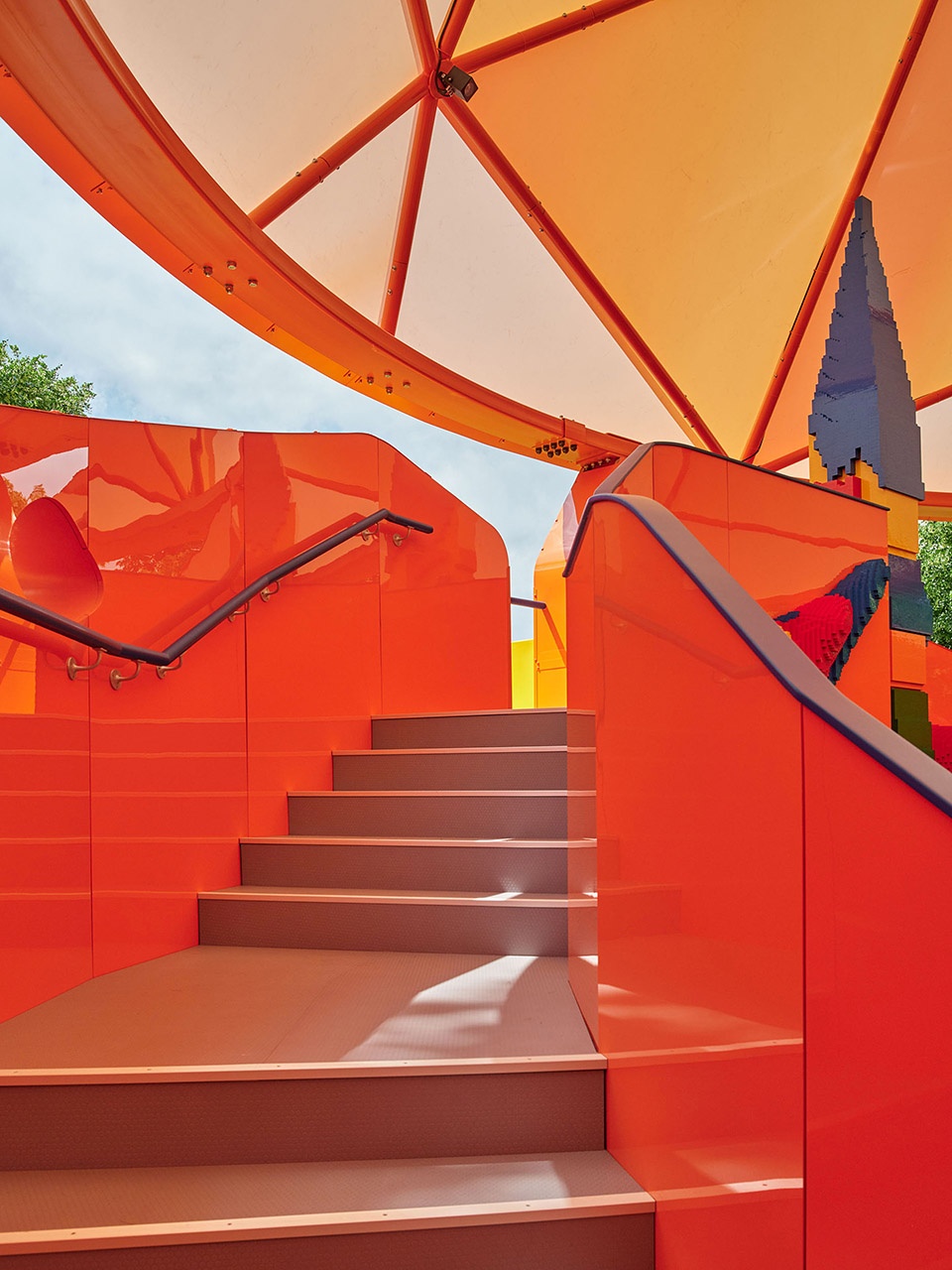 play pavilion by peter cook studio crablab