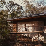 Rio Perdido 西侧小屋，哥斯达黎加 / Studio Saxe