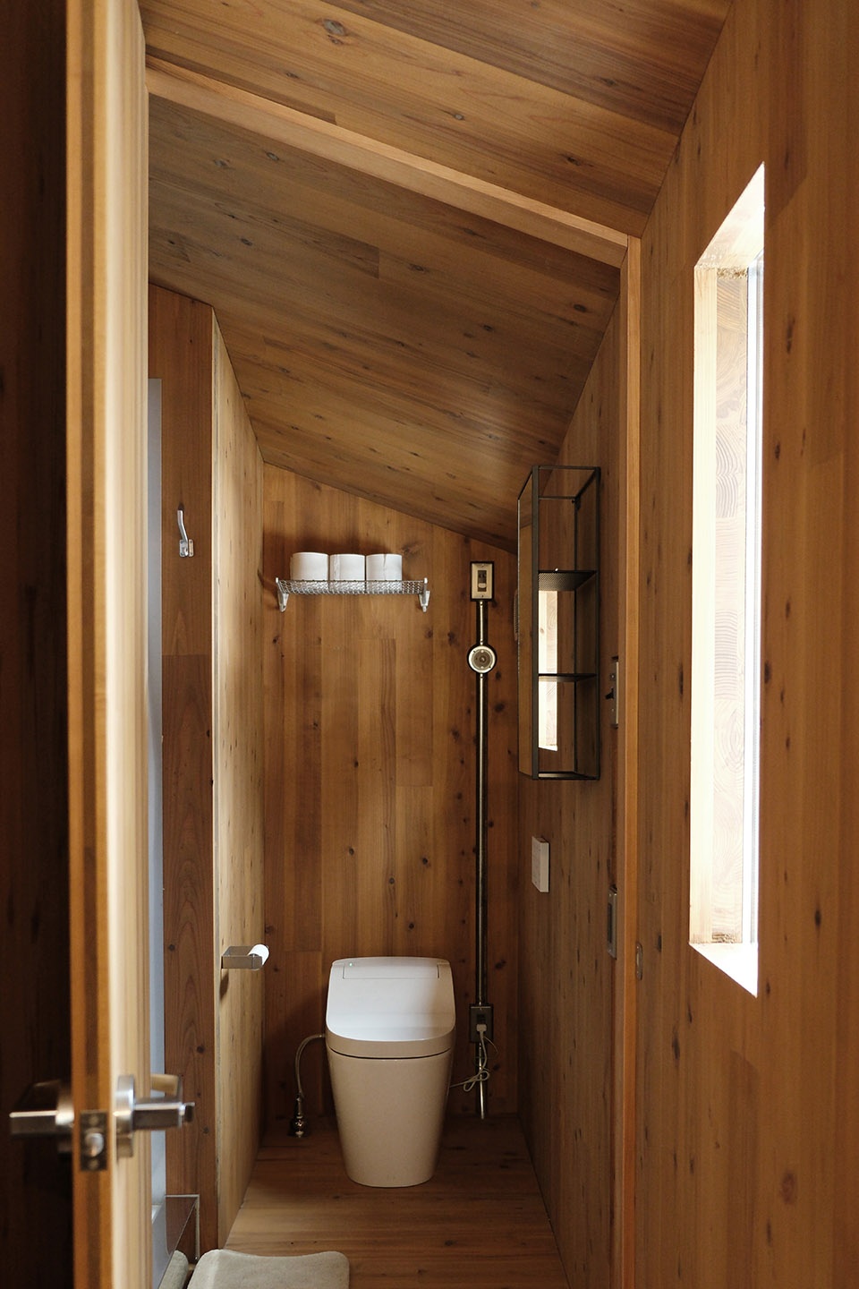 earthboat by pan projects