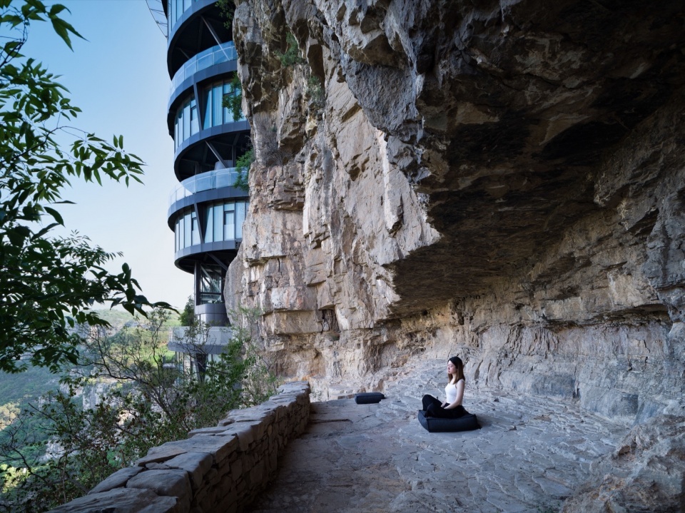 BRIGHT QI HOTELS RESORT by Ten on design