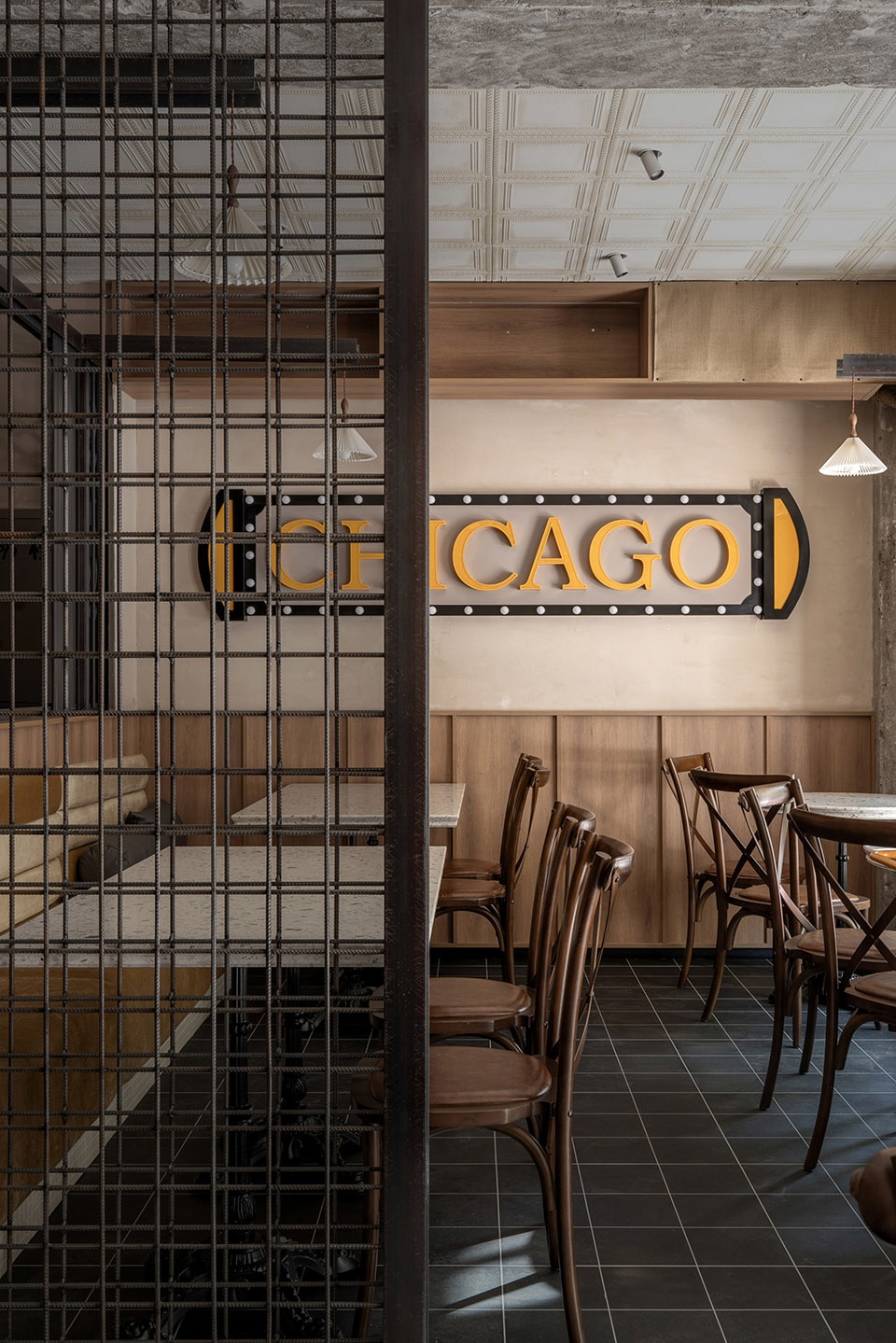 lees pizza by baicai design office