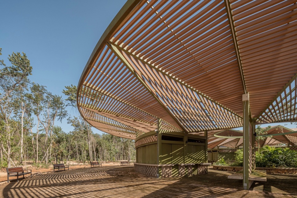 Parque Quintana Roo by AIDIA STUDIO