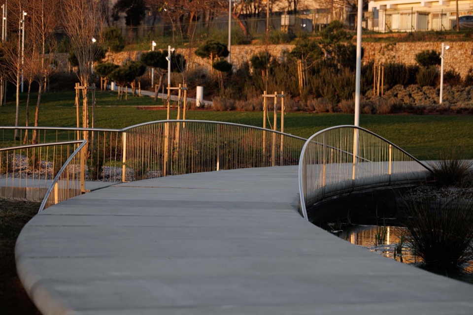 Parque Urbano Gondomar by PAULO MERLINI architects