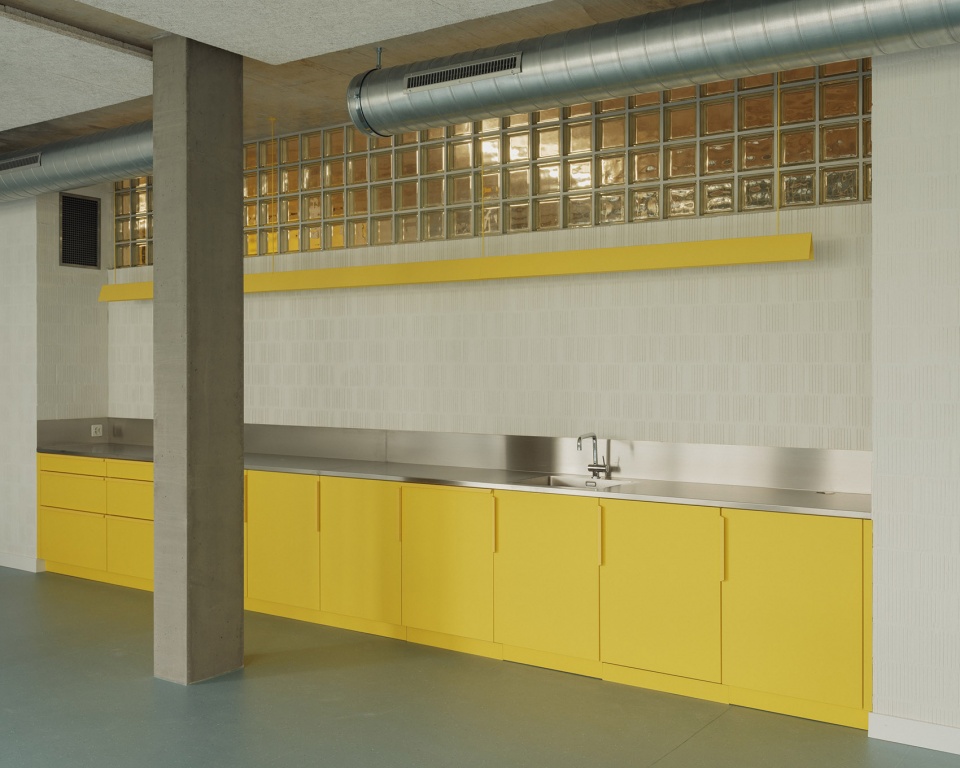vocational school for building trades by gunz kunzle architekt