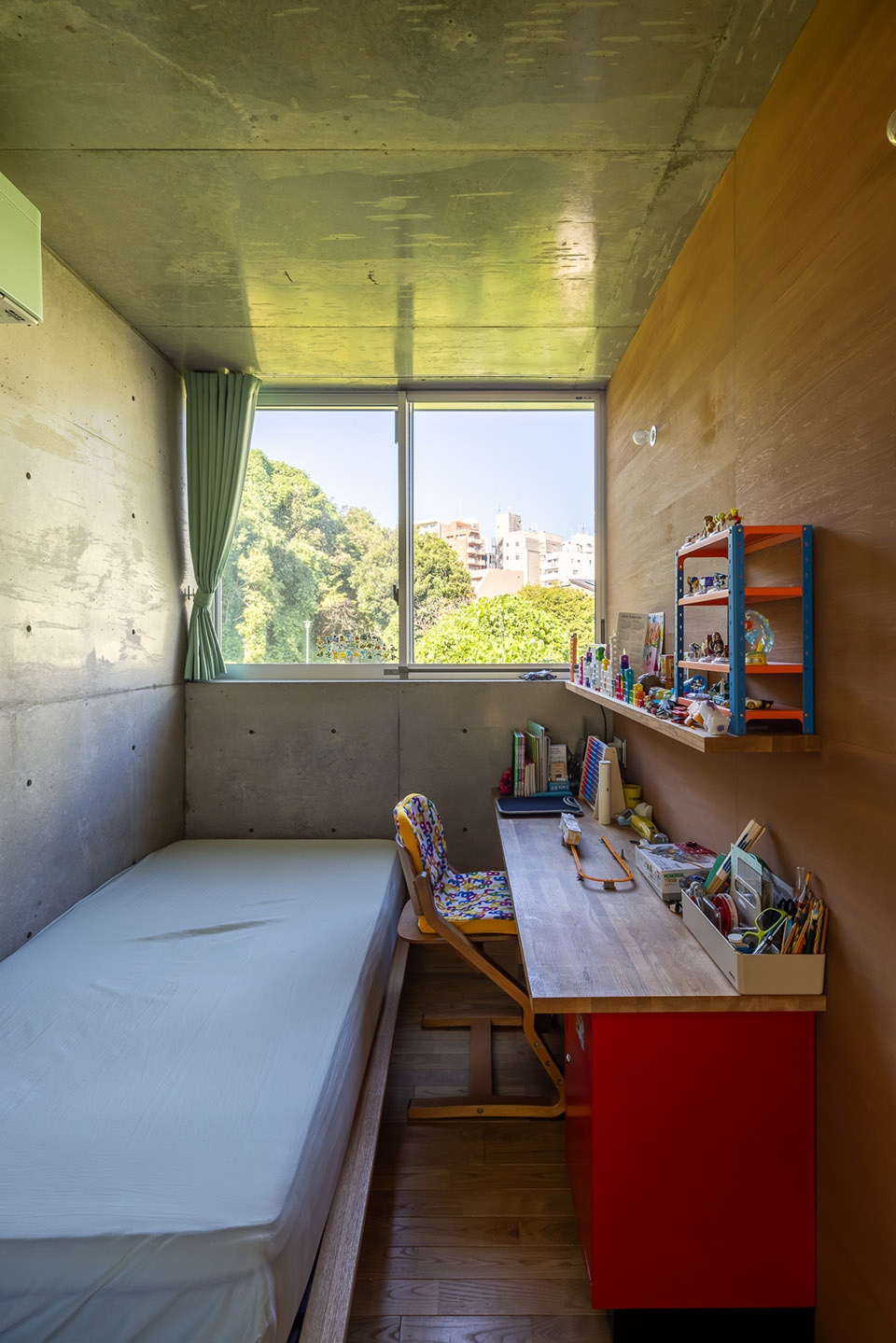yayoi house by takeshi hosaka architects